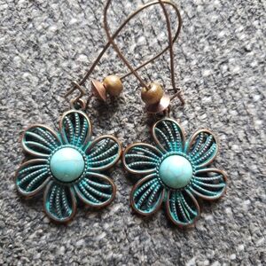 Flower earrings